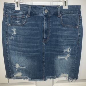 American Eagle Curve High-Waisted Skirt
